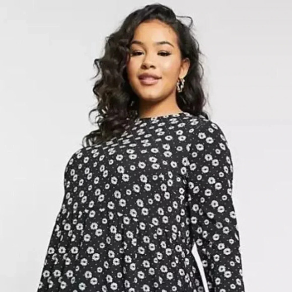 ASOS | Curve Long Sleeve Tiered Smock Midi Dress in Black &  White Floral Print - Picture 4 of 15